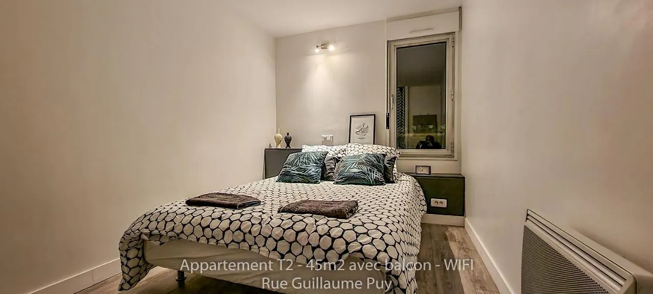 Appartement Les Arcades - Wifi - Intra Muros Of Avignon - Balcony - 45M2 France