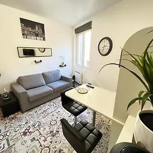 Appartement La Cachette De L'horloge - Ac Clim - Wifi - 100m Palais Des Papes, Avignon