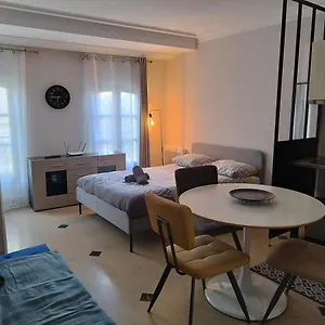Appartement Place Pie, Avignon